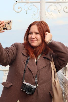 Thea, 26