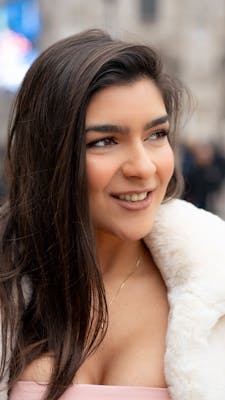 Elin, 31