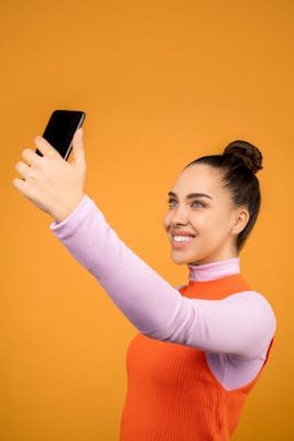 Freya, 27